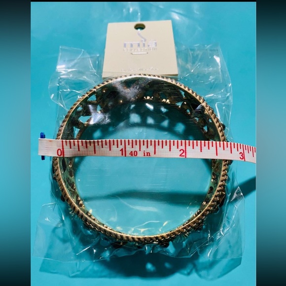 MIA Collection Bangle - Picture 3 of 6